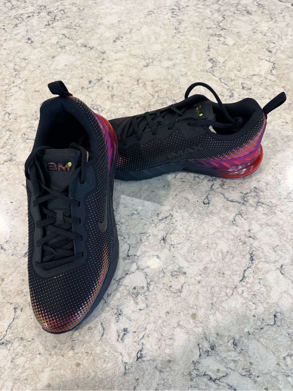 Size 7M/8.5W - Nike Air Max Phoenix Black & Vivid Purple - HF7052-006